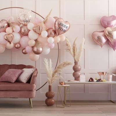 diy-girlanta-me-balonia-bride-to-be-2